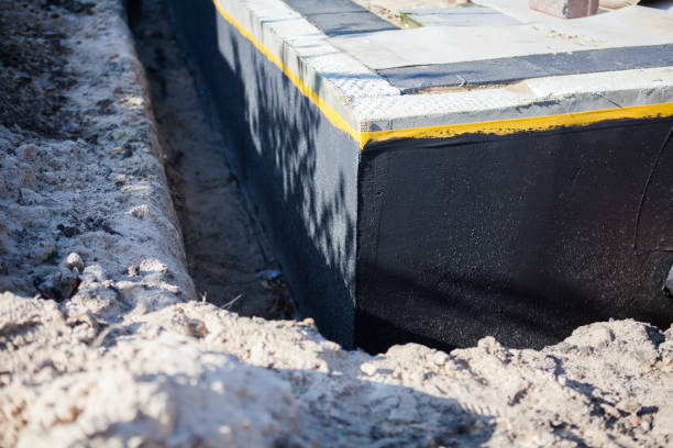 Professional Vapor Barrier Installation technician working in Hamersville, OH